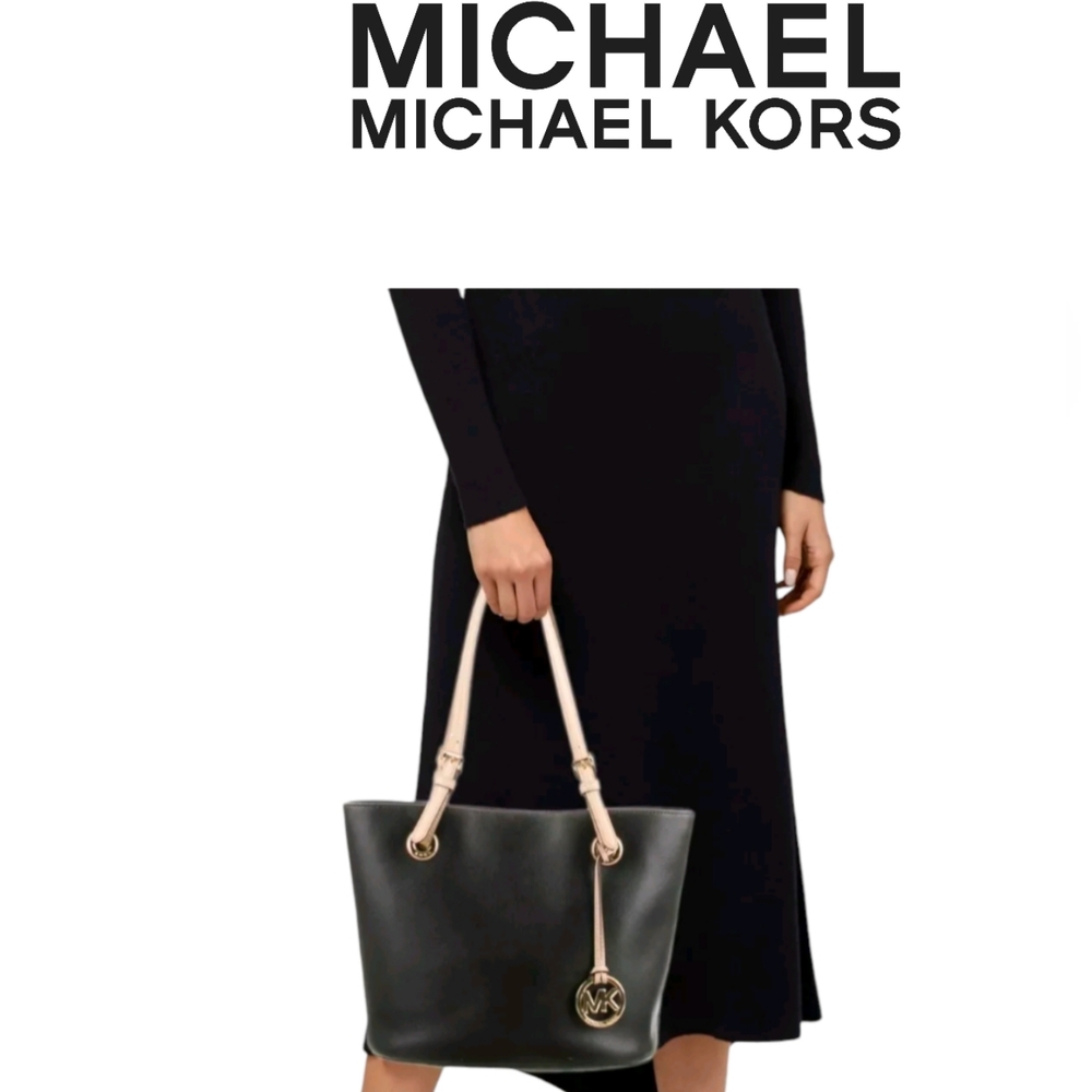 Michael Kors Jet Set Medium Tote (38H5XTTT2L) Brown with Tan Straps Gold Tone